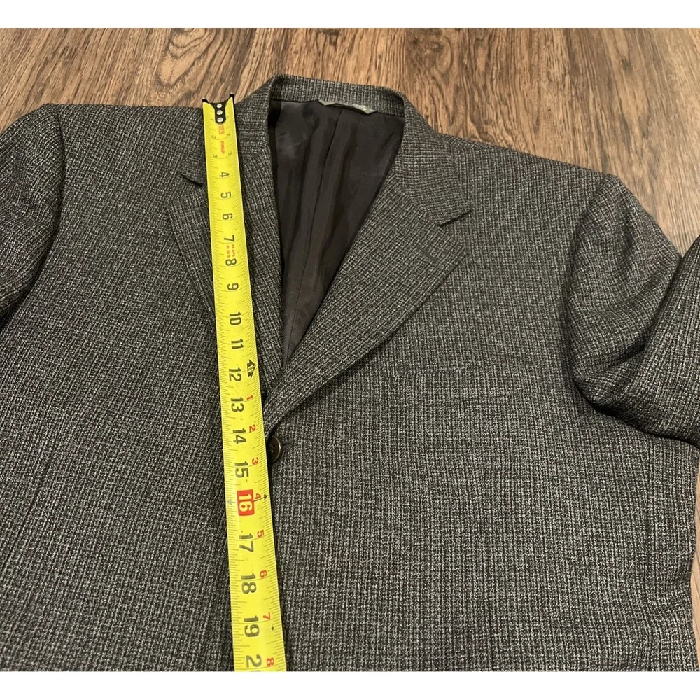 Canali Mens Wool Blazer Size 56LEU Gray Plaid Check Career Made In Italy READ